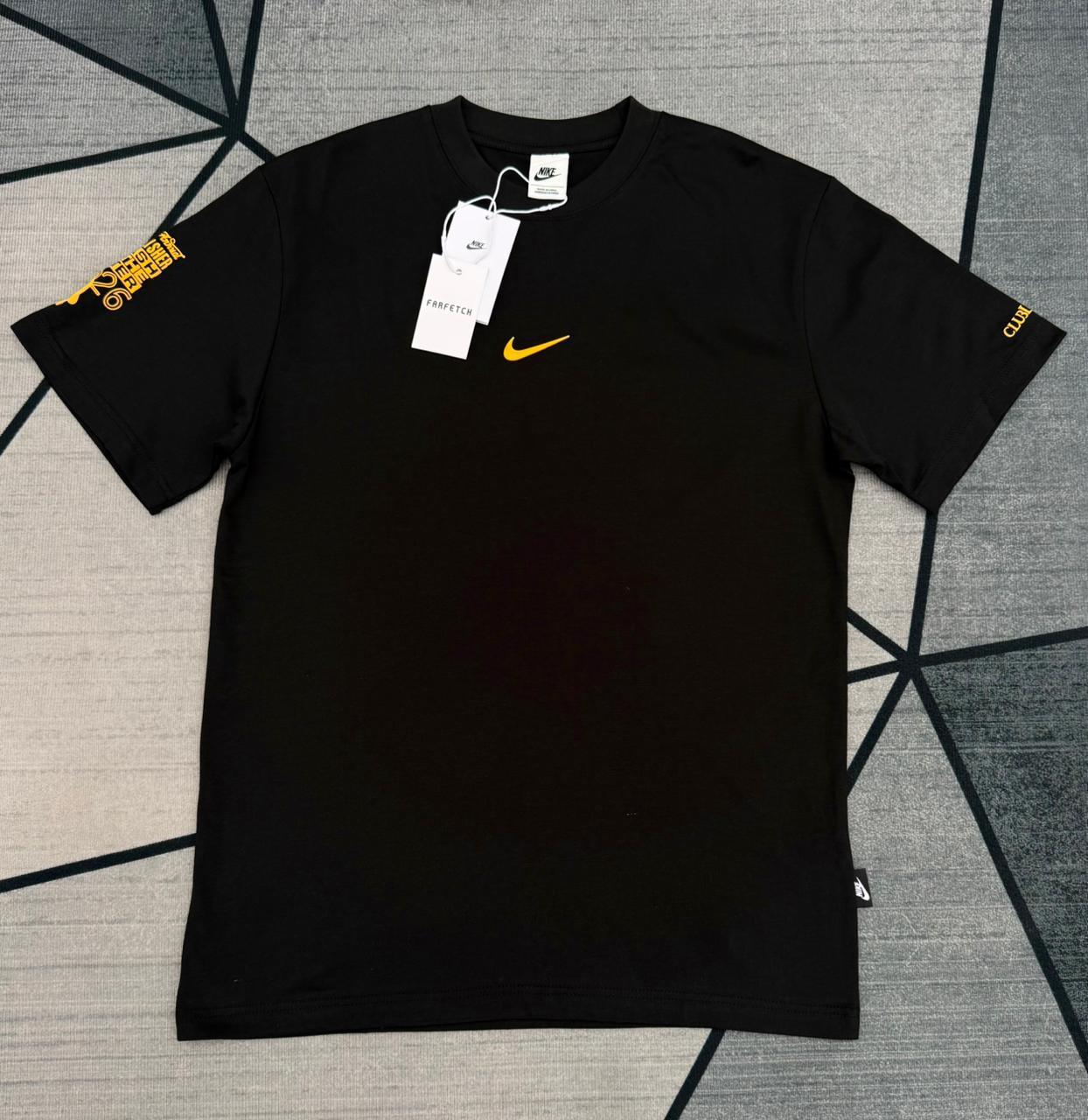 Nike - Black 01