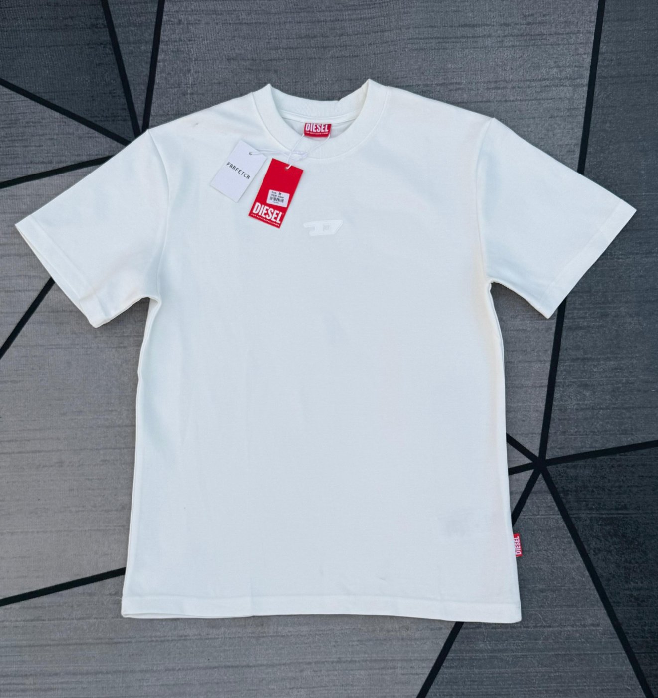 Diesel - White 02