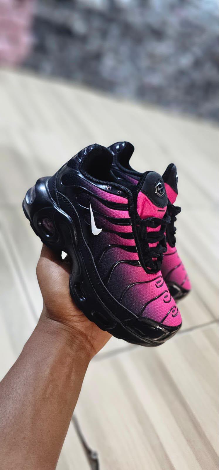 Nike Air Max Plus Kids - Black Pink
