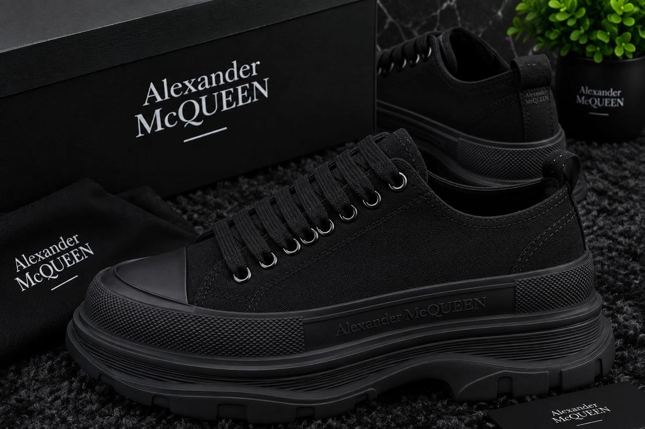 Alexander McQueen Tread Slick - Black Black Sole